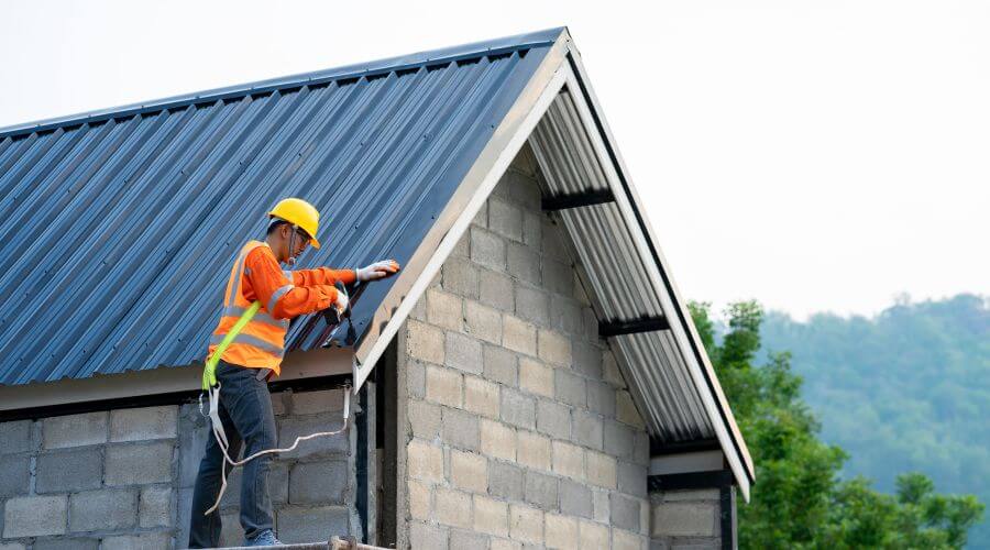 Professional residential roofers in Cannon Beach, OR